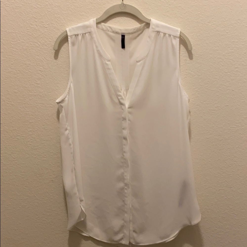 NYDJ Women’s Sleeveless Blouse